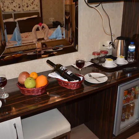 Отель Parlamenter 2*