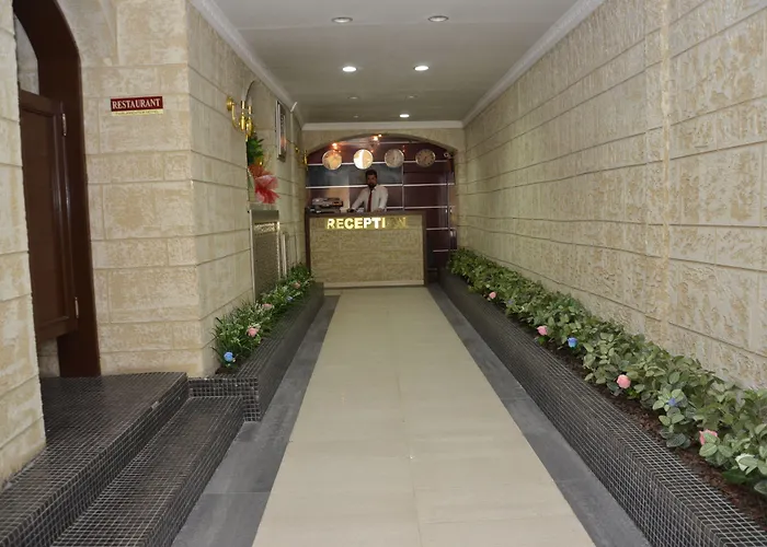 Отель Parlamenter 2*